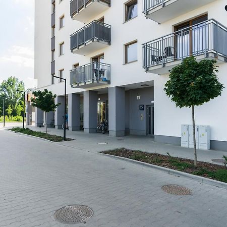Poznan Serbska 2 Miejsca Parkingowe By Noclegi Renters Luaran gambar