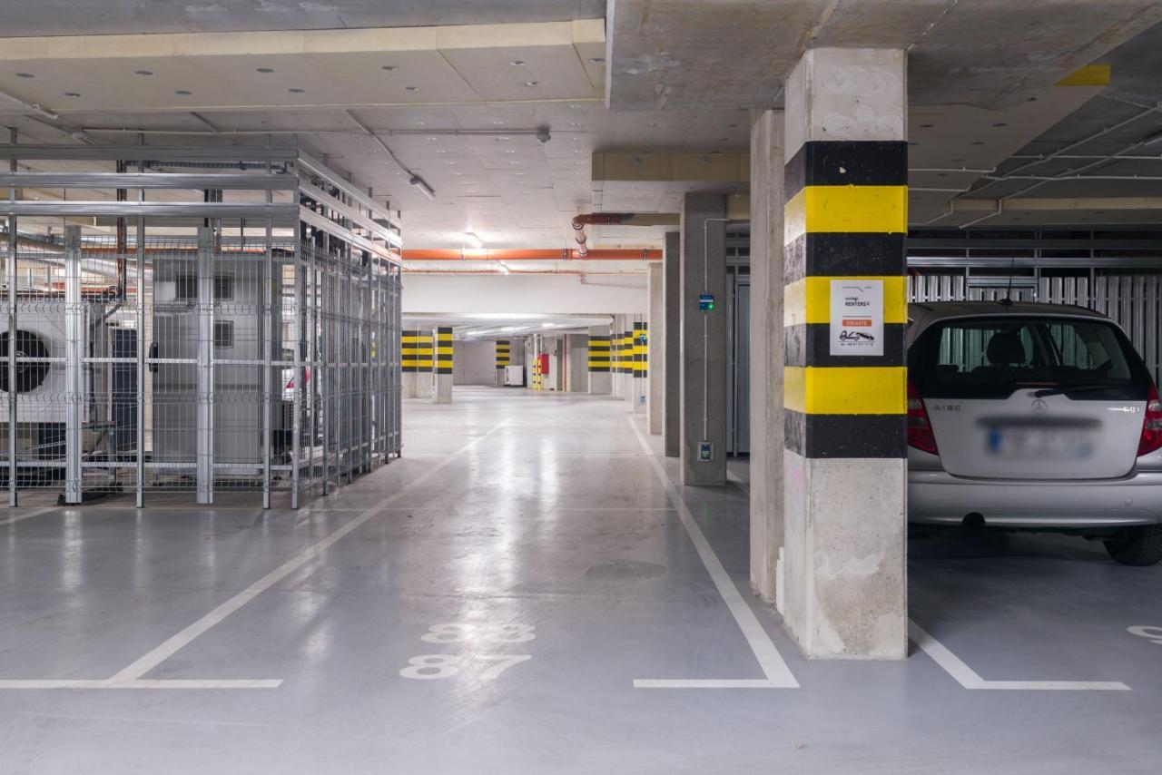 Poznan Serbska 2 Miejsca Parkingowe By Noclegi Renters Luaran gambar